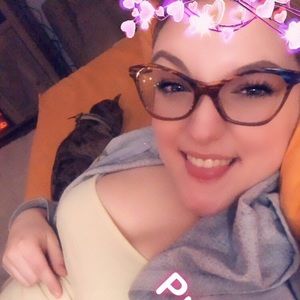 Meet your Posher, Dana